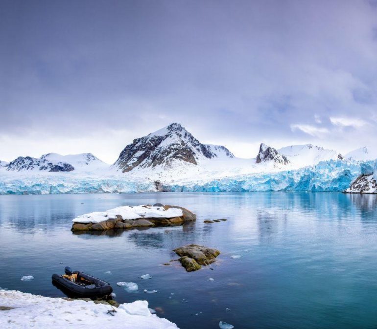 Smeerenburg Gletsjer Spitsbergen Explore Nordic Zeereis Shutterstock 1503986609 Jpg